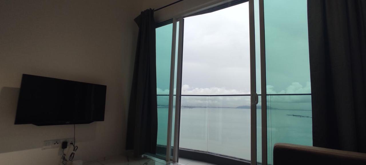 Infinite Seaview With Penang Bridge Suite With Sunrise Up To 11 Person Bayan Lepas Esterno foto