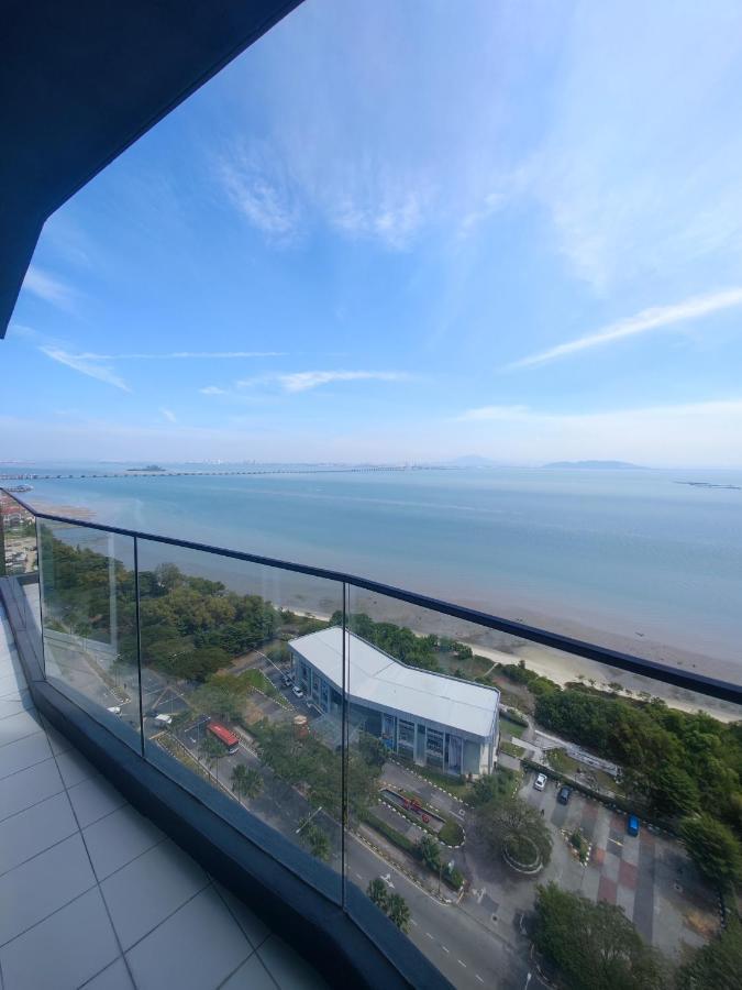 Infinite Seaview With Penang Bridge Suite With Sunrise Up To 11 Person Bayan Lepas Esterno foto